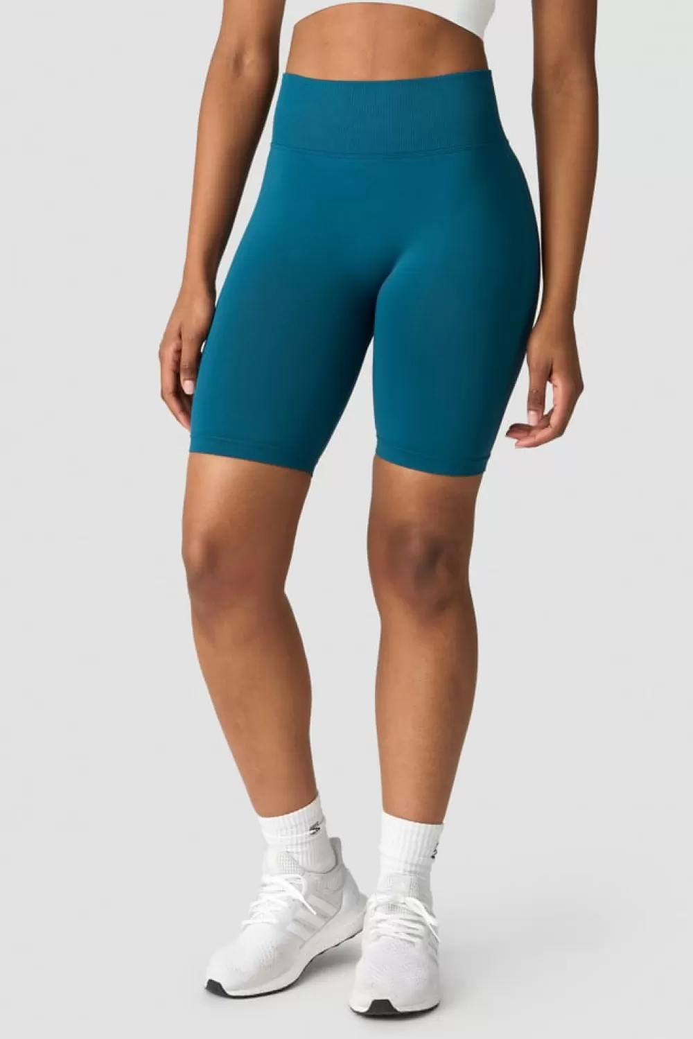 Women ICIW Define Seamless V-shape Biker Shorts Teal Blue